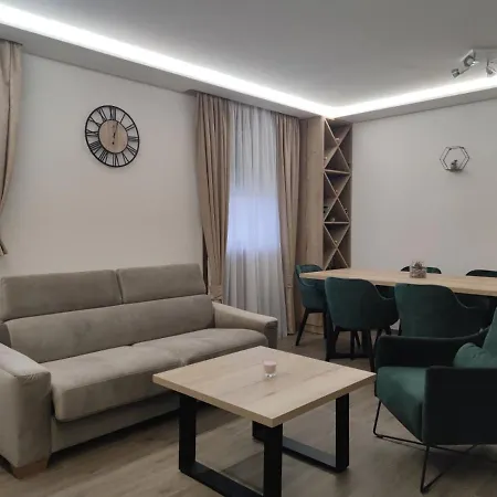 Grudvica Apartment *